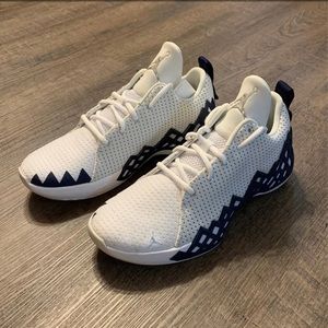 Jordan Jumpman Diamond MID TB - Luka Doncic (M-9)